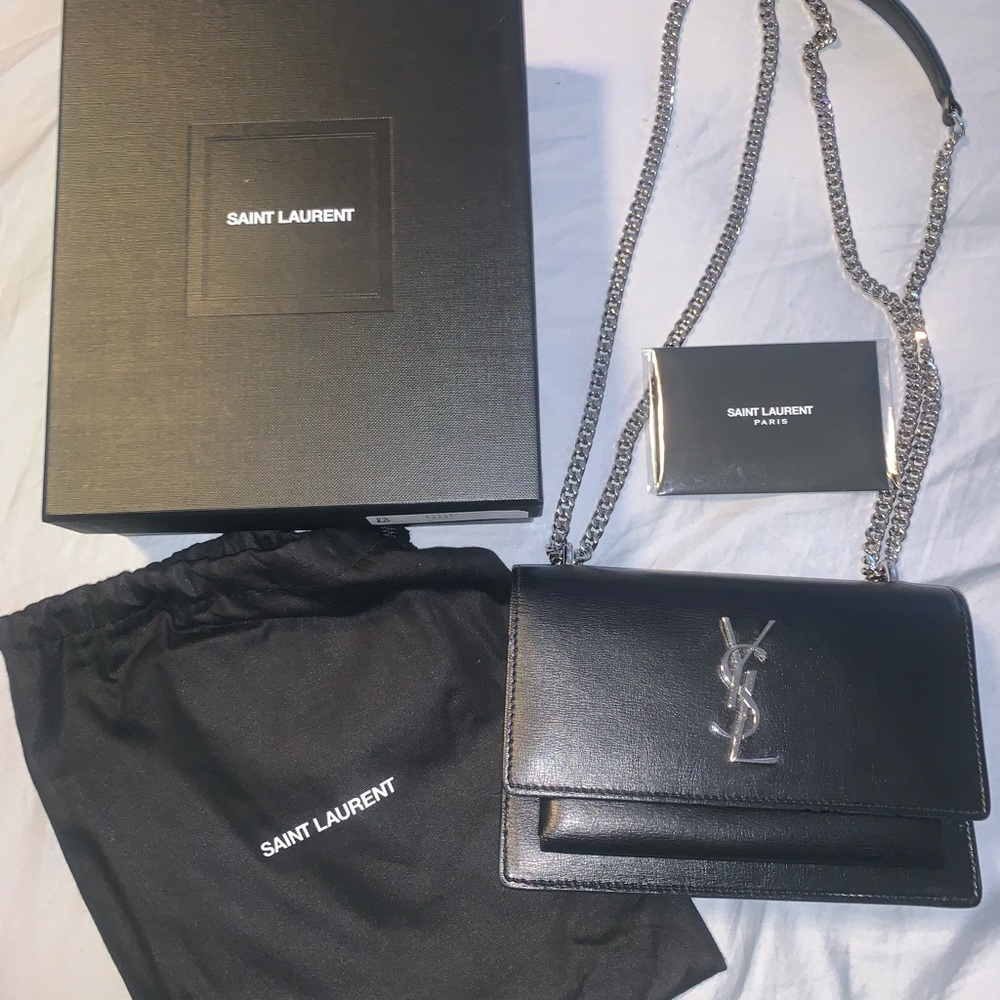 💯 Auth Saint Laurent SUNSET CHAIN WALLET